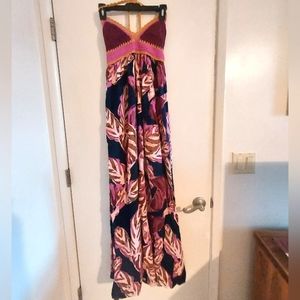 Mossimo x-small beautiful floral and crotche maxi dress. Never been worn